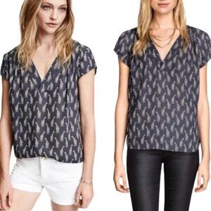 H&M Conscious Size 6 Gray Giraffe Print V-Neck Blouse, Exc. Used Condition